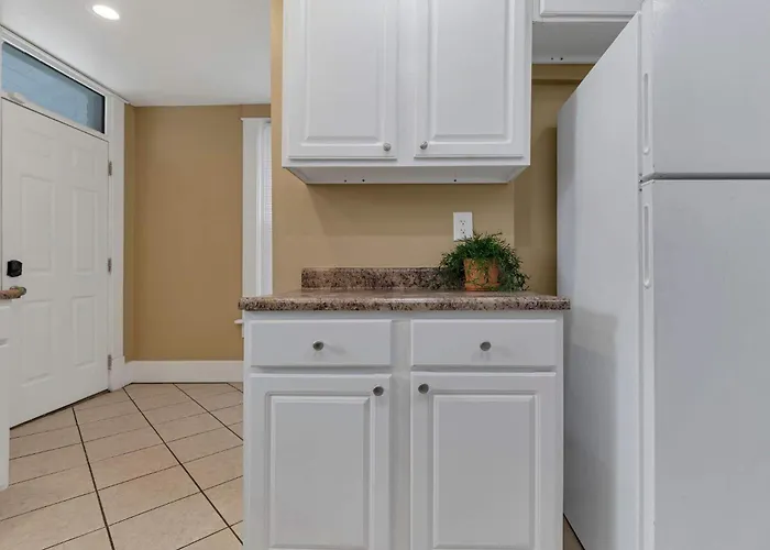 Holiday home Your Retreat Awaits 5 Bedroom 2 Bath Columbus